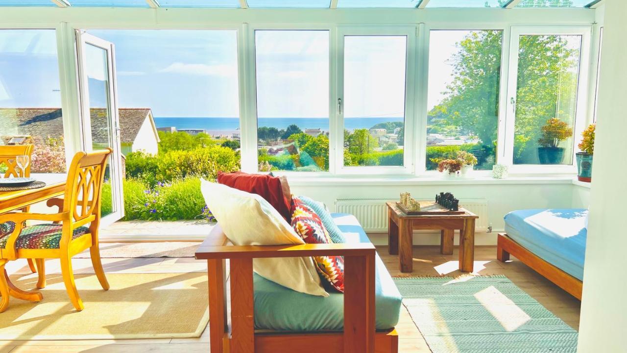 Gordy Hall -sea Facing Welsh With Stunning Views Holiday home *
