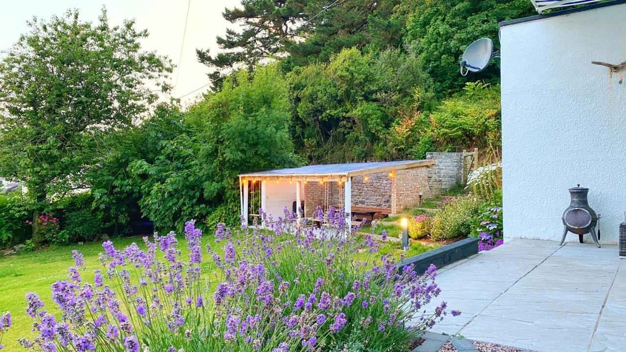 Gordy Hall -sea Facing Welsh With Stunning Views * Pendine